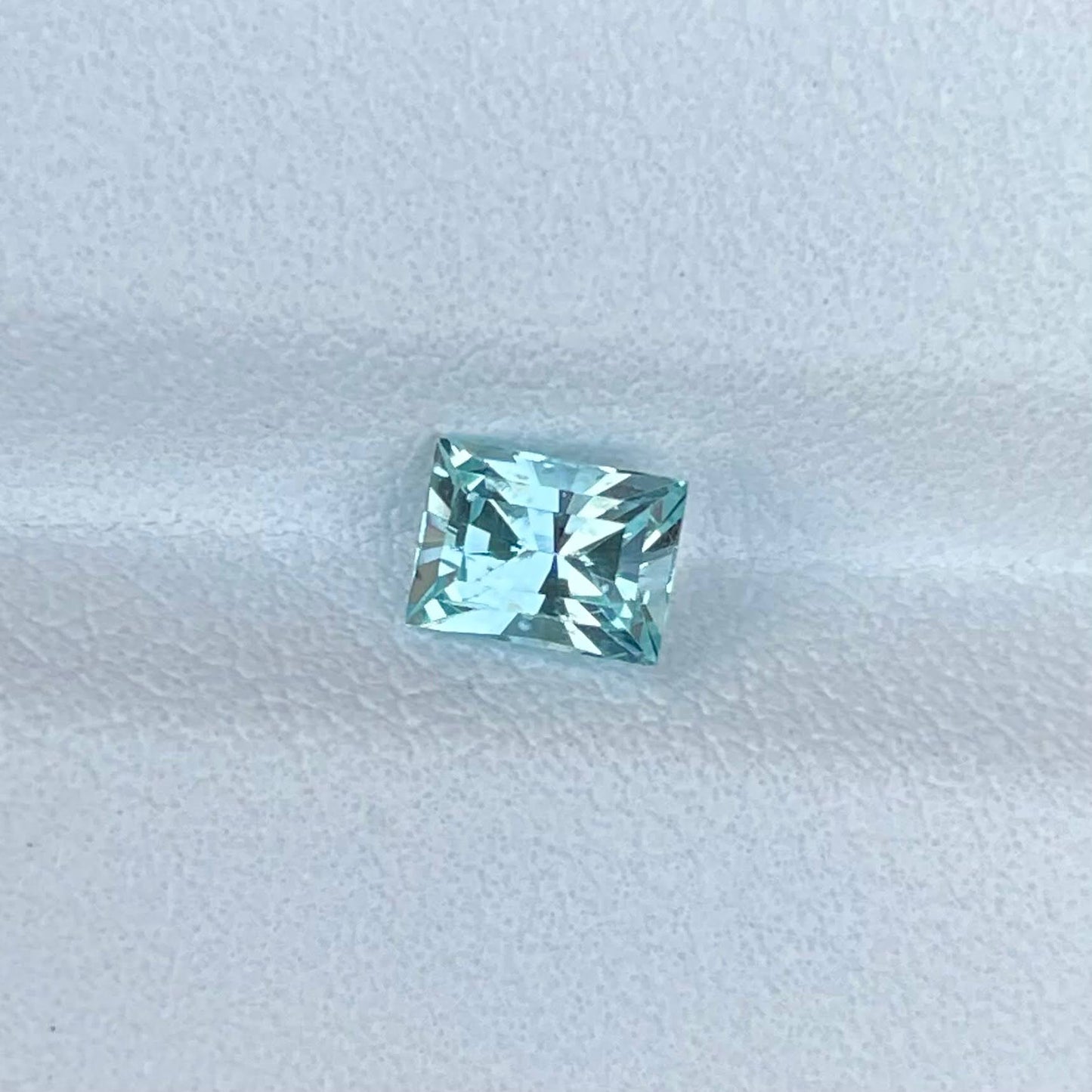 MantraMani Aquamarine Loose Gemstone – Authentic, Lab Certified | India - Angle 5