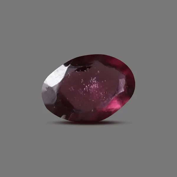 Red Garnet - 0.72 carats