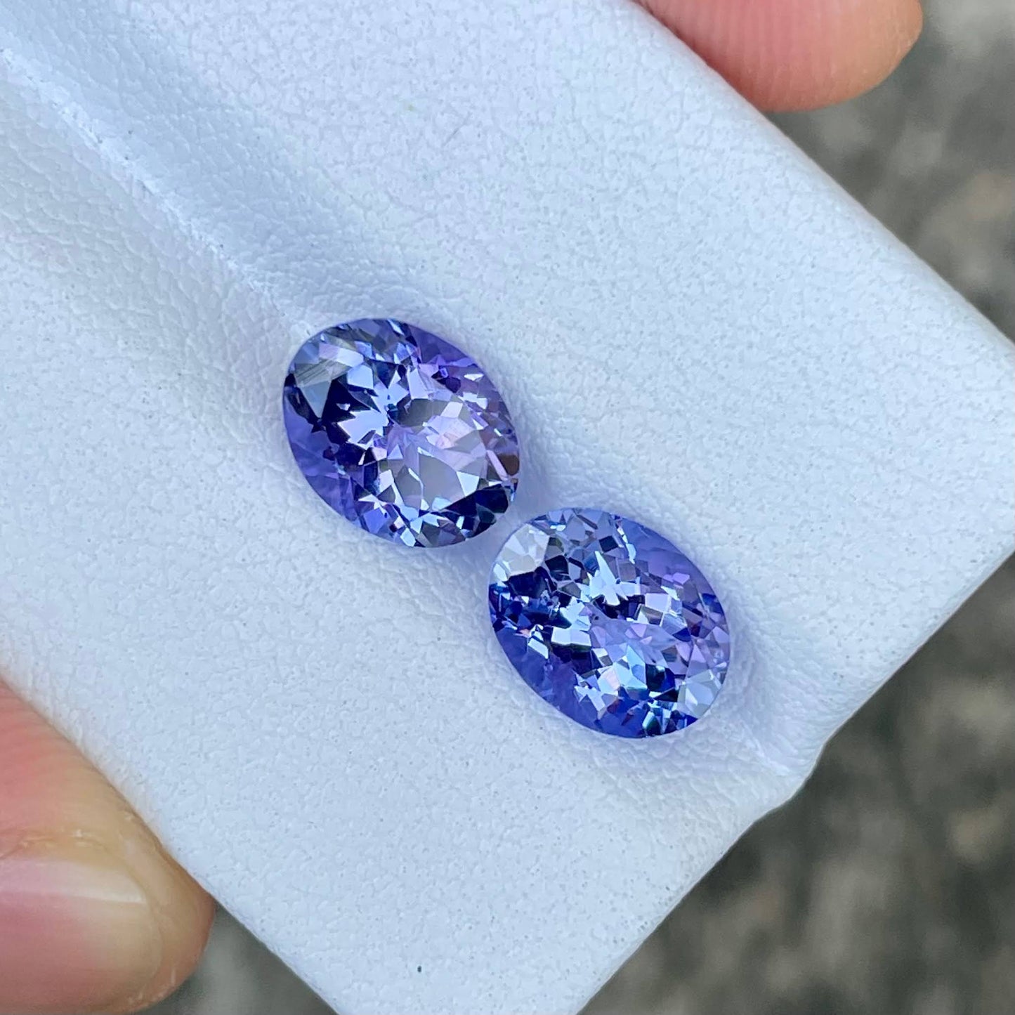 MantraMani Tanzanite Loose Gemstone – Authentic, Lab Certified | India - Angle 3