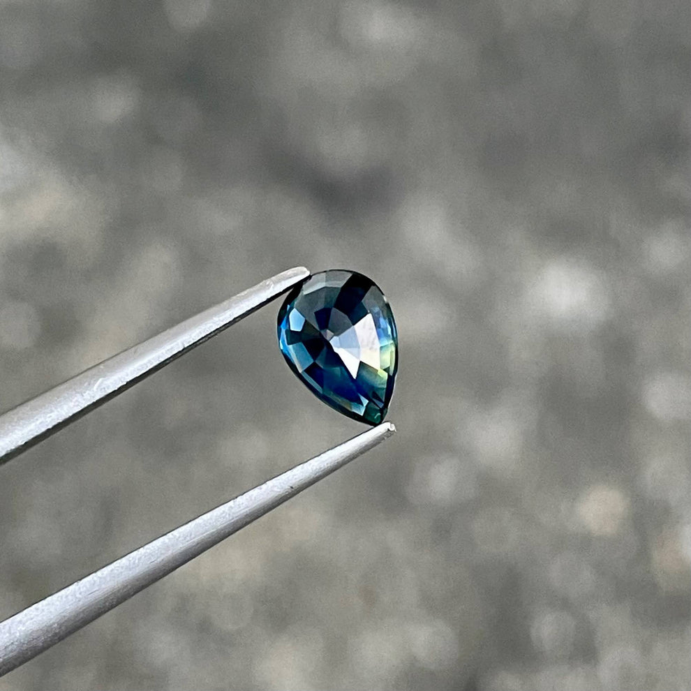 MantraMani Sapphire Loose Gemstone – Authentic, Lab Certified | India - Angle 5