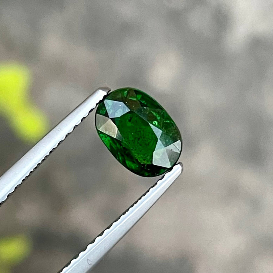 MantraMani® 1.30 Carat Green Garnet Oval Cut Natural Loose Gemstone