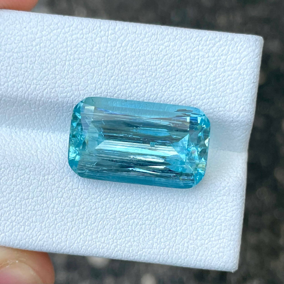 MantraMani Aquamarine Loose Gemstone – Authentic, Lab Certified | India - Angle 2