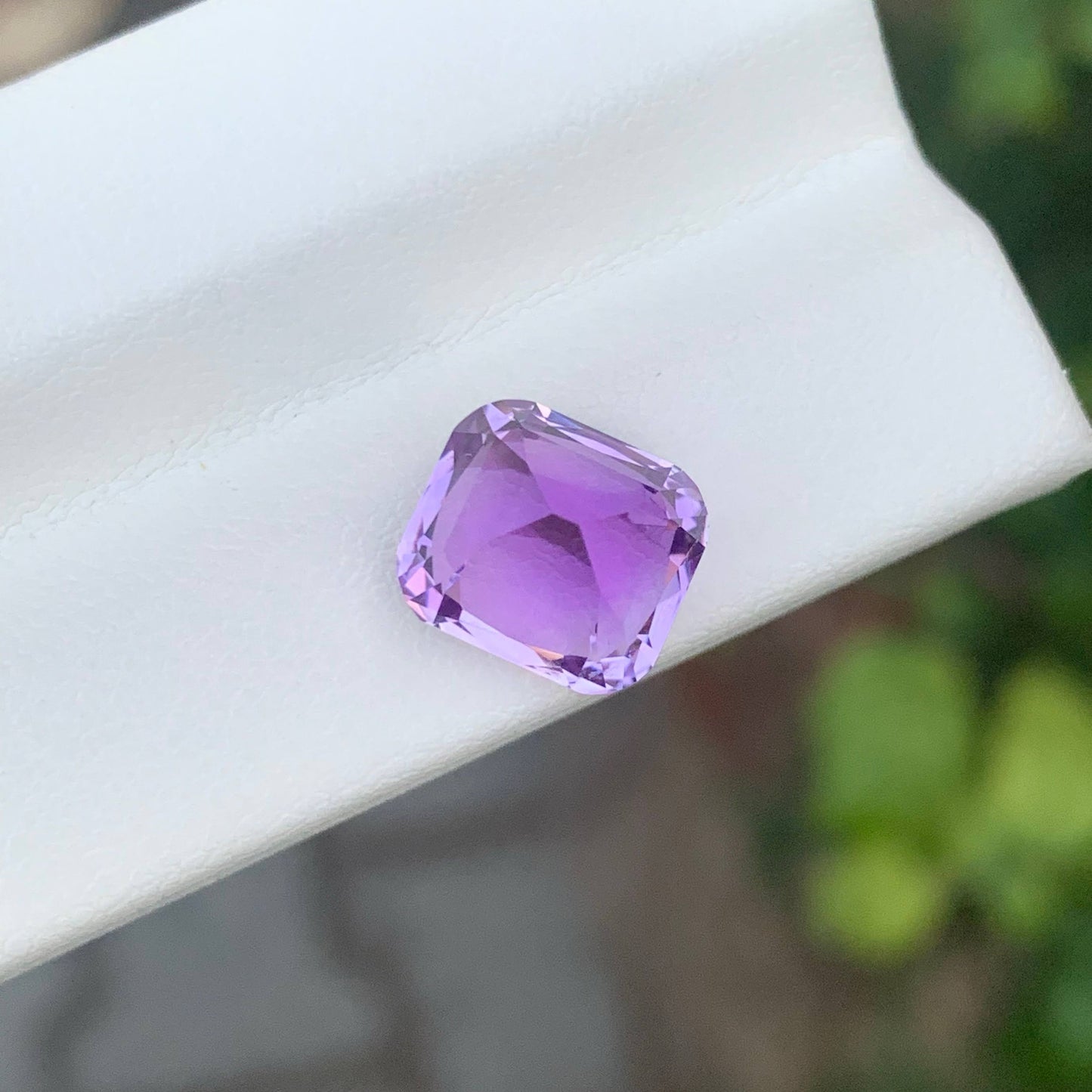 MantraMani Amethyst Loose Gemstone – Authentic, Lab Certified | India - Angle 4