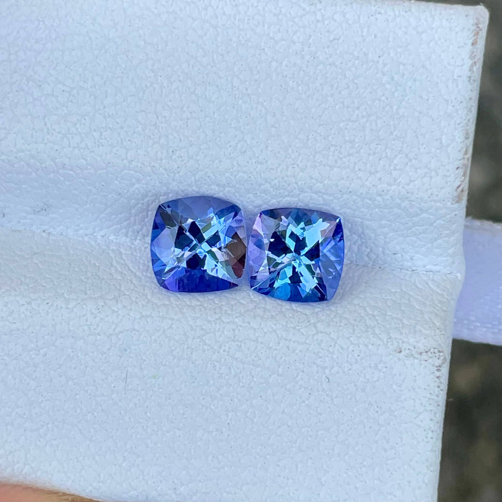 MantraMani Tanzanite Loose Gemstone – Authentic, Lab Certified | India - Angle 4