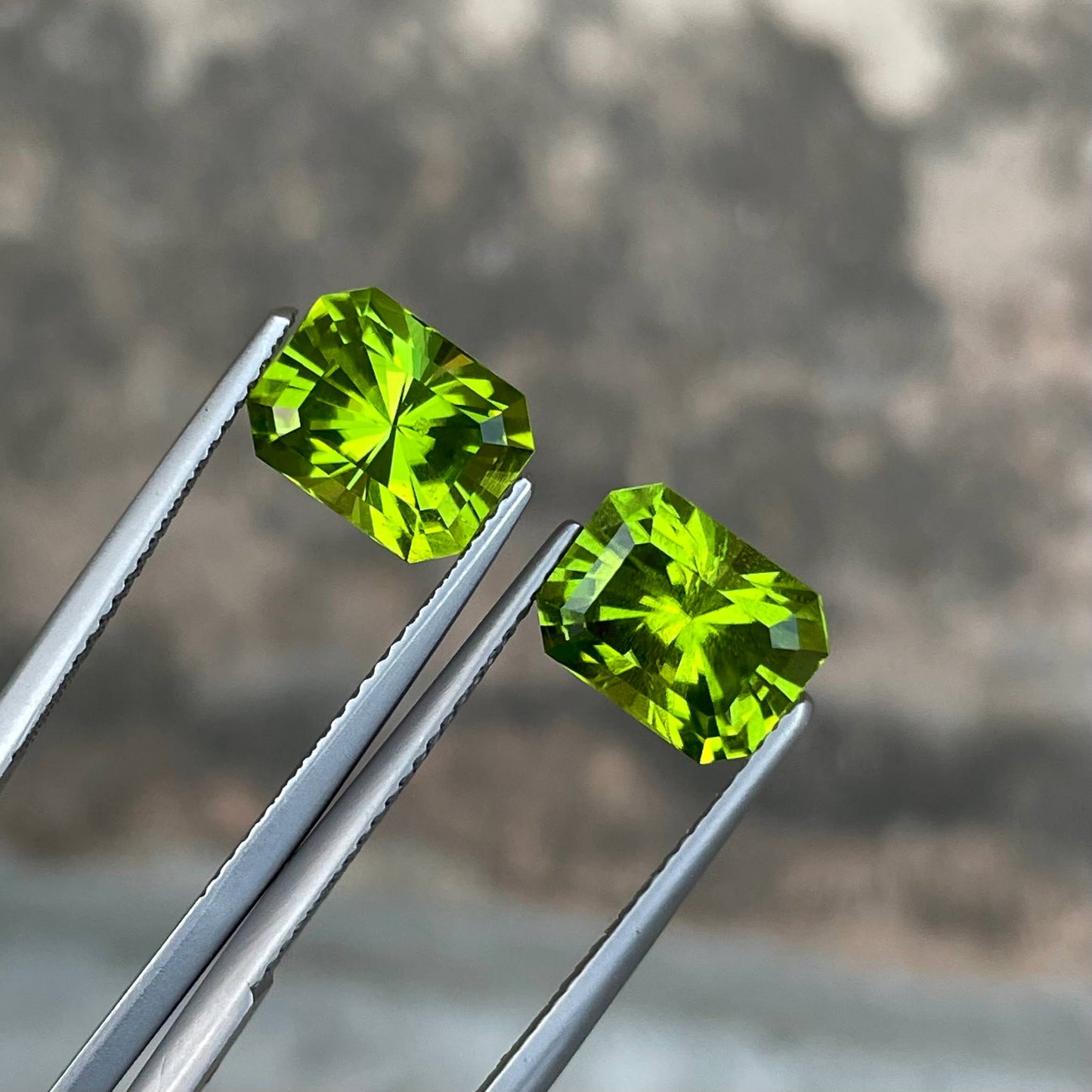 MantraMani Peridot Loose Gemstone – Authentic, Lab Certified | India - Angle 3