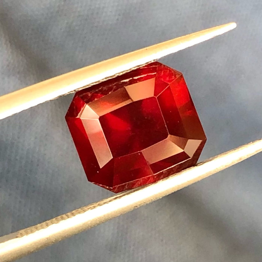 MantraMani® 3.90 Carat Red Garnet Natural Loose Gemstone