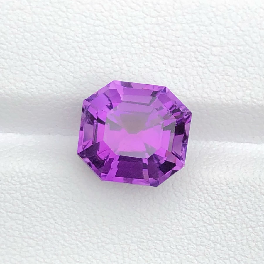 MantraMani® 6.95 Carat Amethyst Natural Loose Gemstone
