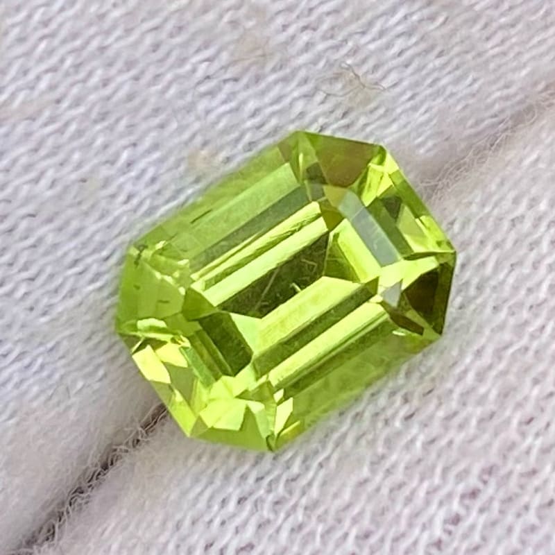 MantraMani® 1.6 Carat Mint Green Peridot Natural Loose Gemstone