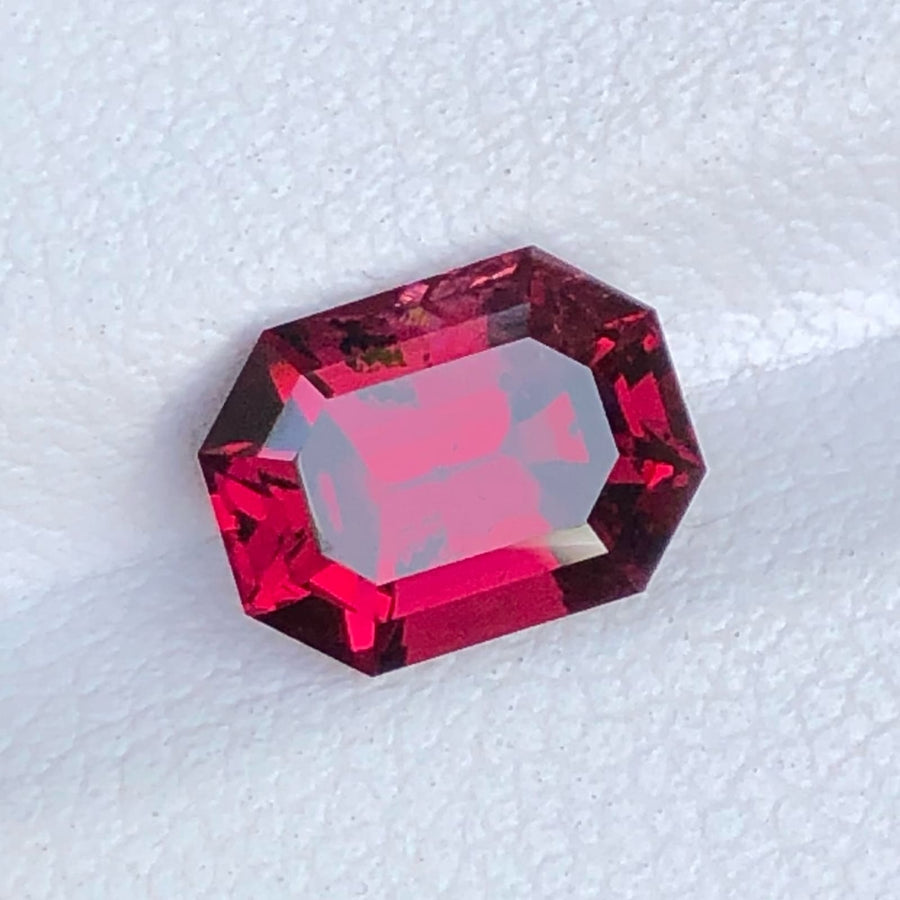 MantraMani® 2.65 Carat Garnet Natural Loose Gemstone