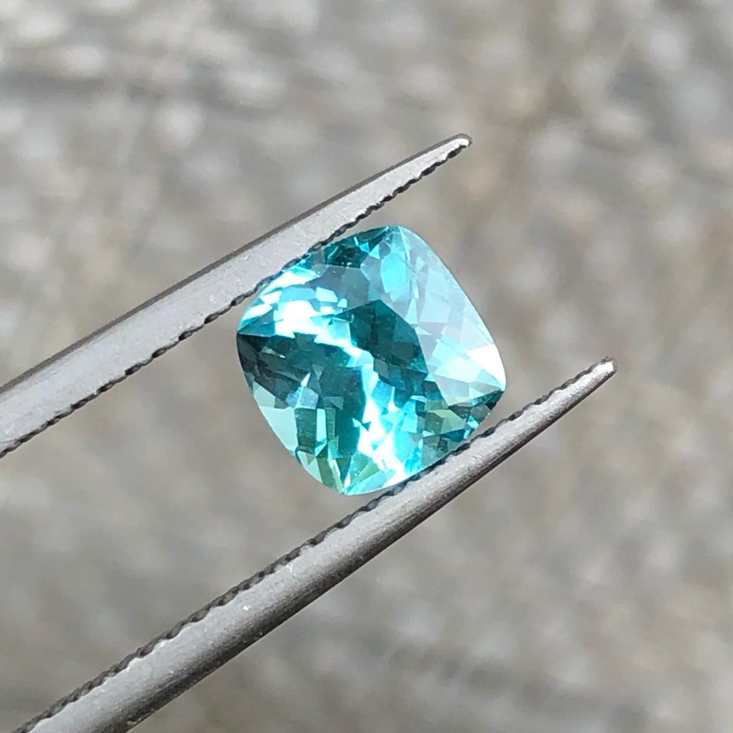 MantraMani® Apatite — Certified Natural Loose Gemstone