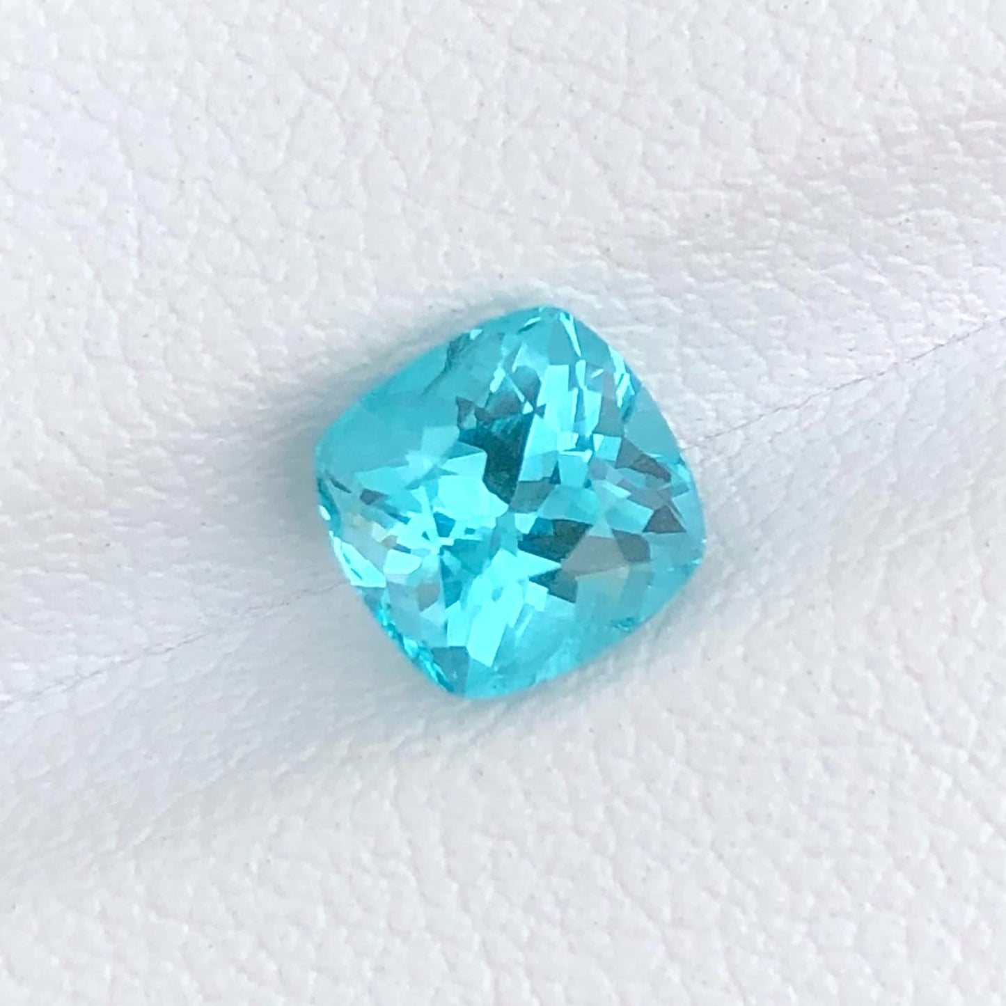MantraMani® Apatite — Certified Natural Loose Gemstone