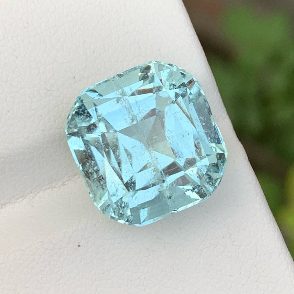 MantraMani Aquamarine Loose Gemstone – Authentic, Lab Certified | India - Angle 3