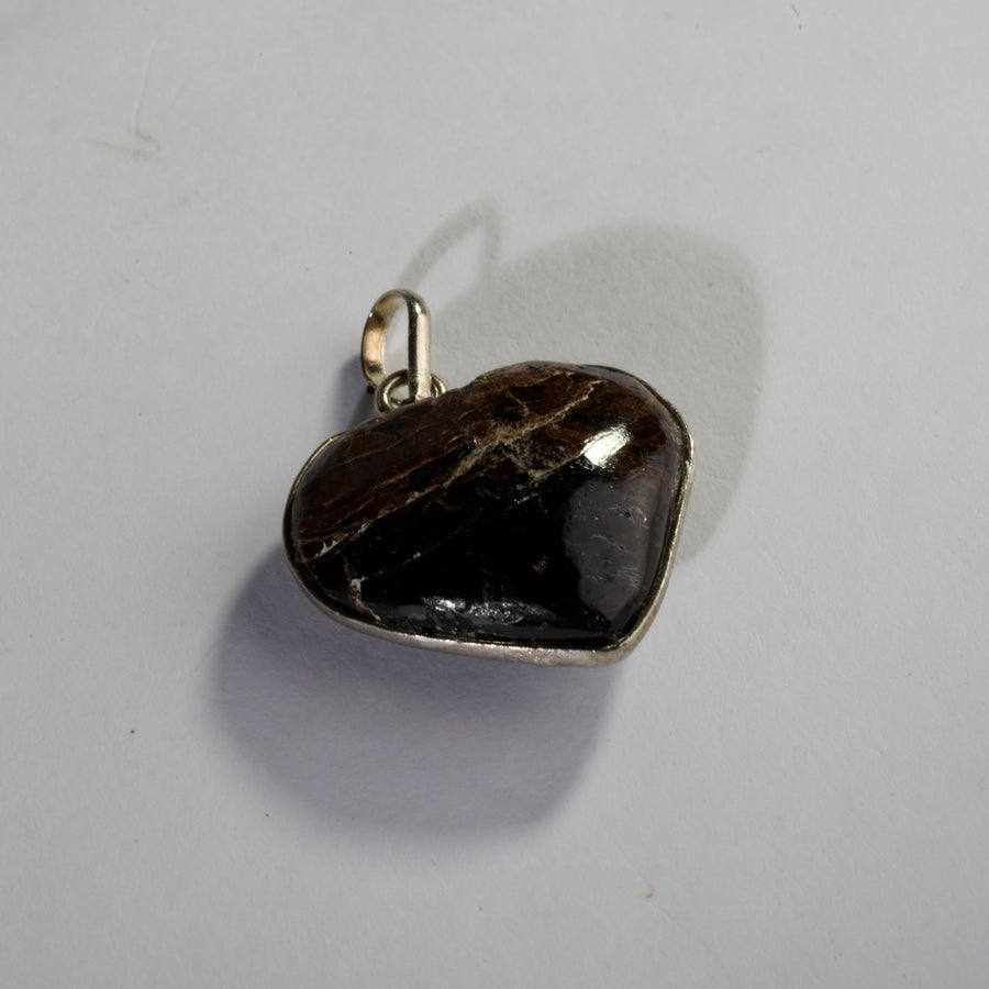 MantraMani® Garnet Crystal Mini Heart Pendant