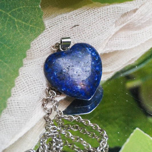 MantraMani Lapis Lazuli Crystal Heart Pendant - MantraMani® Authentic Vedic Gemstone