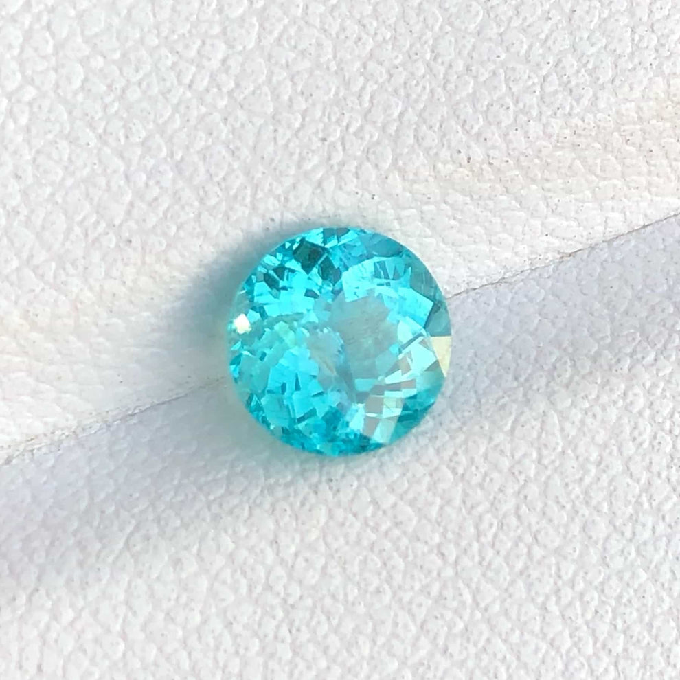 MantraMani® Apatite — Certified Natural Loose Gemstone