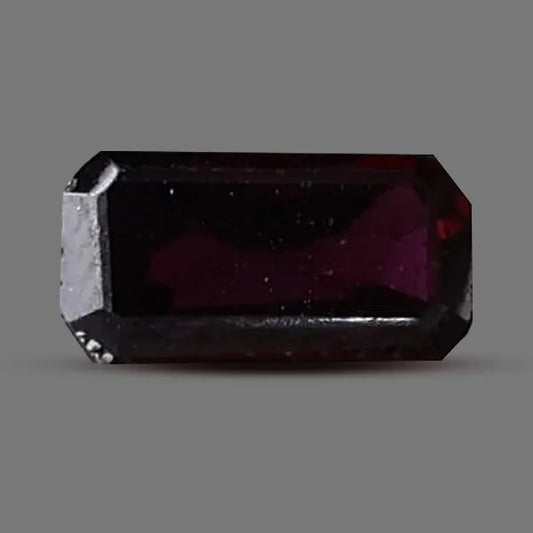 Red Garnet - 2.62 carats