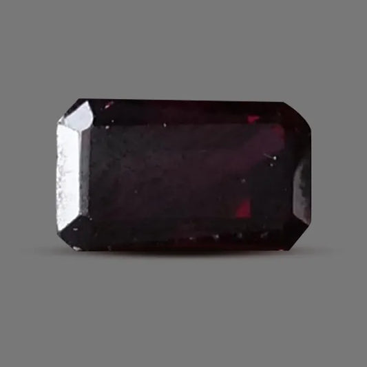 Red Garnet - 3.13 carats