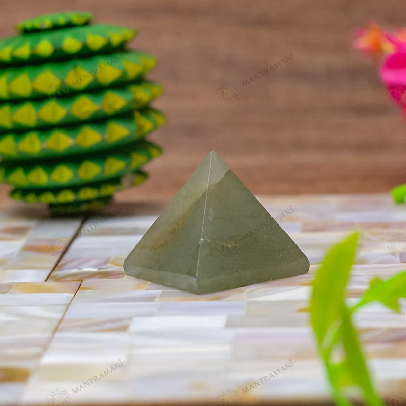 MantraMani® Green Aventurine Crystal Pyramid – Luck, Growth & Success Energy Pyramid