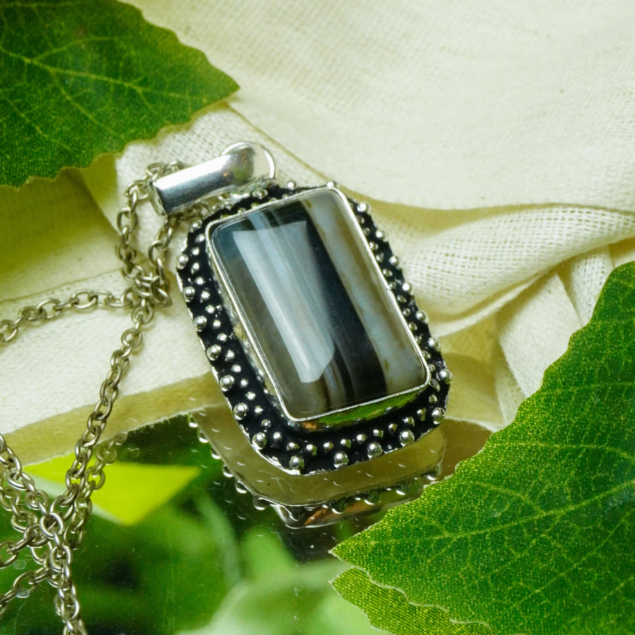MantraMani® Sulemani Hakik Crystal Fancy Pendant
