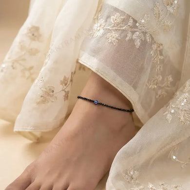 MantraMani® Heart Shape  Onyx Evil Eye Anklet