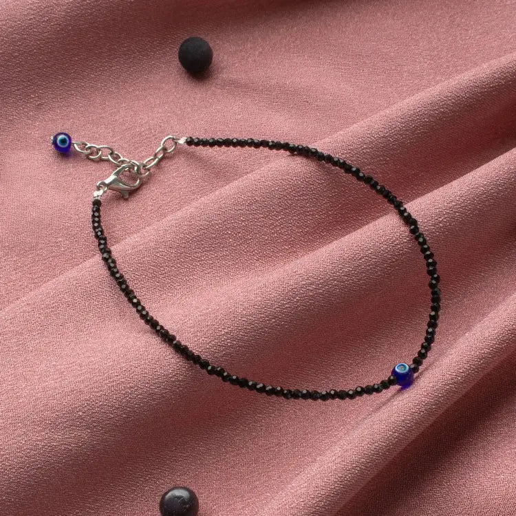 MantraMani® Heart Shape  Onyx Evil Eye Anklet