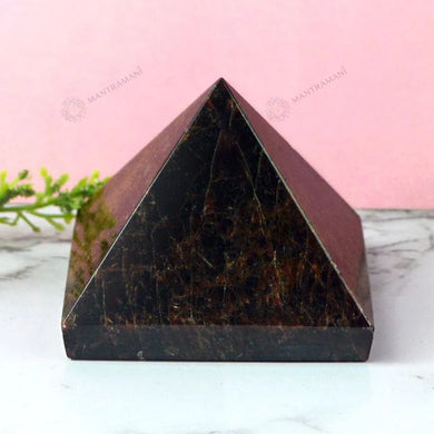 MantraMani® Garnet Pyramid – Love, Confidence & Success Energy Crystal
