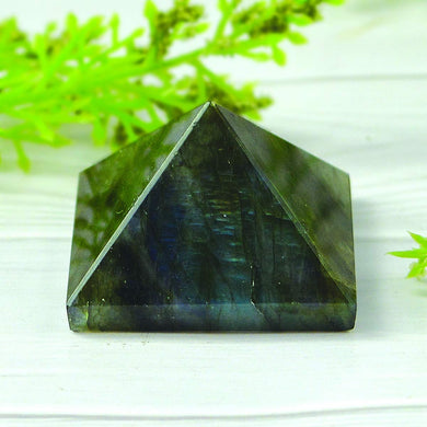 MantraMani® Labradorite Pyramid – Protection, Intuition & Spiritual Growth Crystal