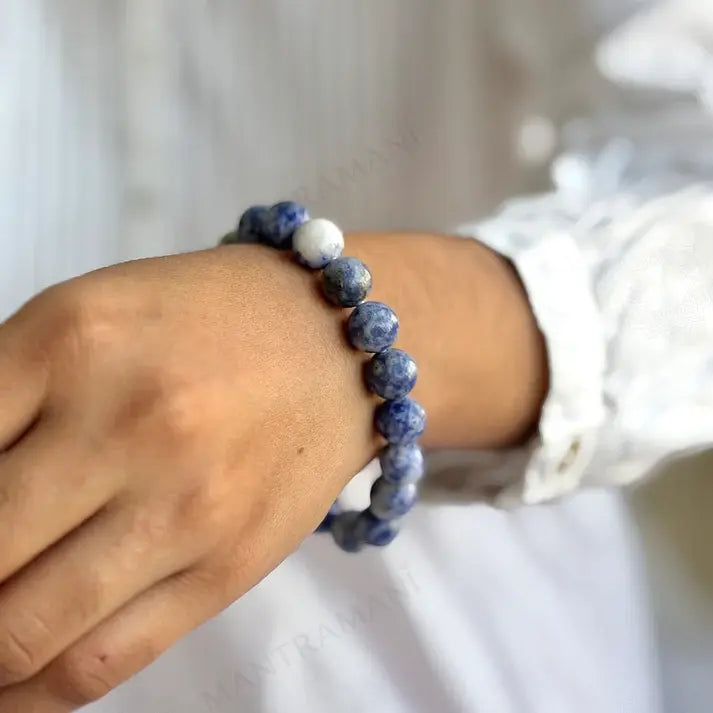 MantraMani® Sodalite Bracelet – Wisdom, Truth & Inner Peace