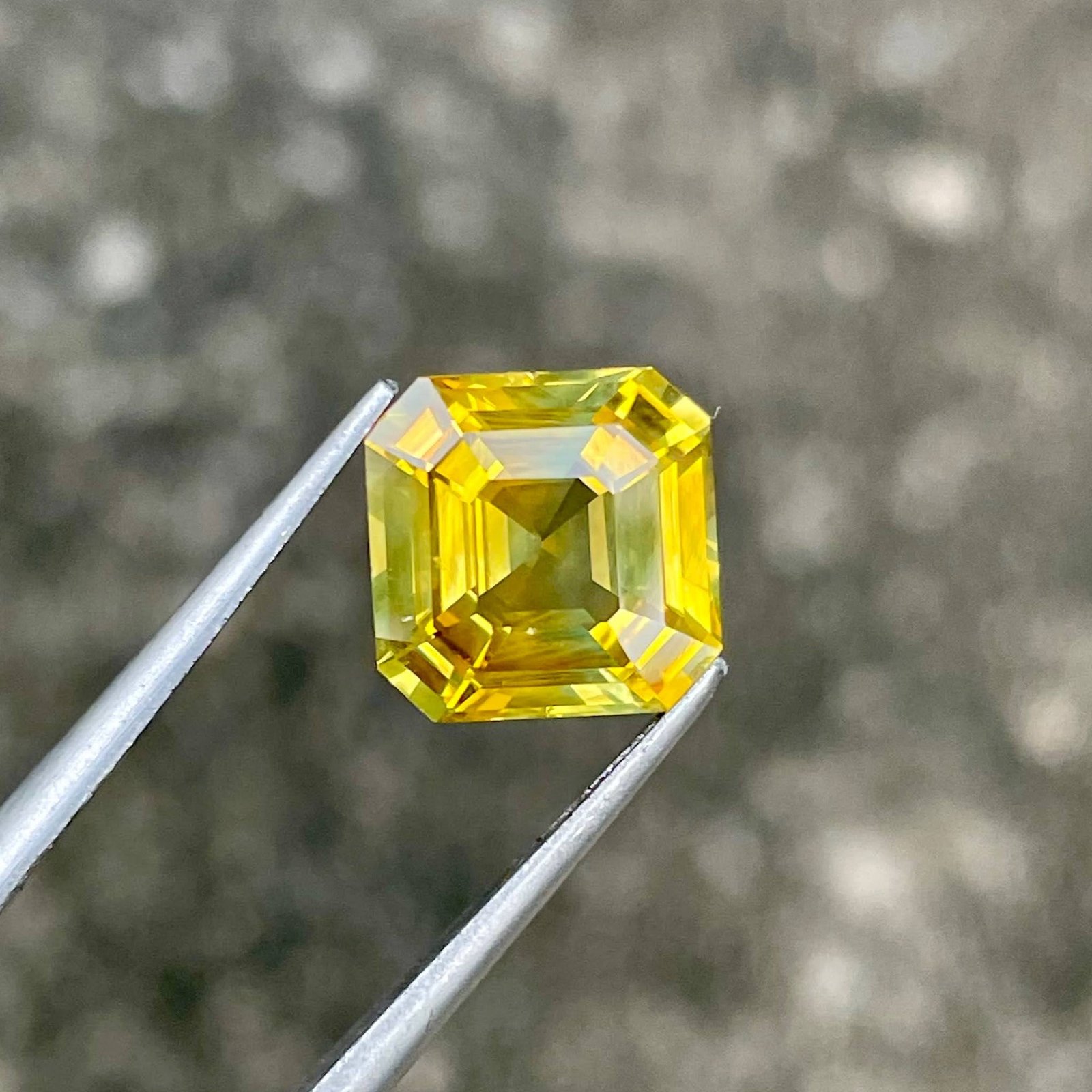 How to check an original Pukhraj (Yellow Sapphire) — lab certified | MantraMani