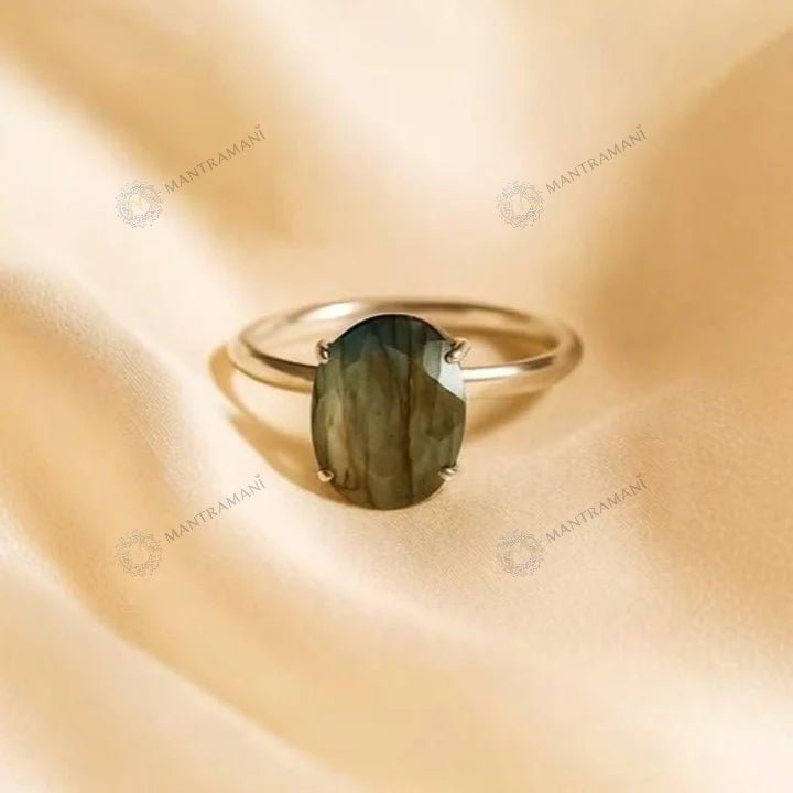 Labradorite ring for protection and intuition | MantraMani